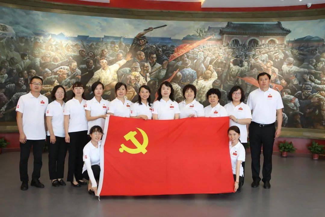 穿越遗弃的森林