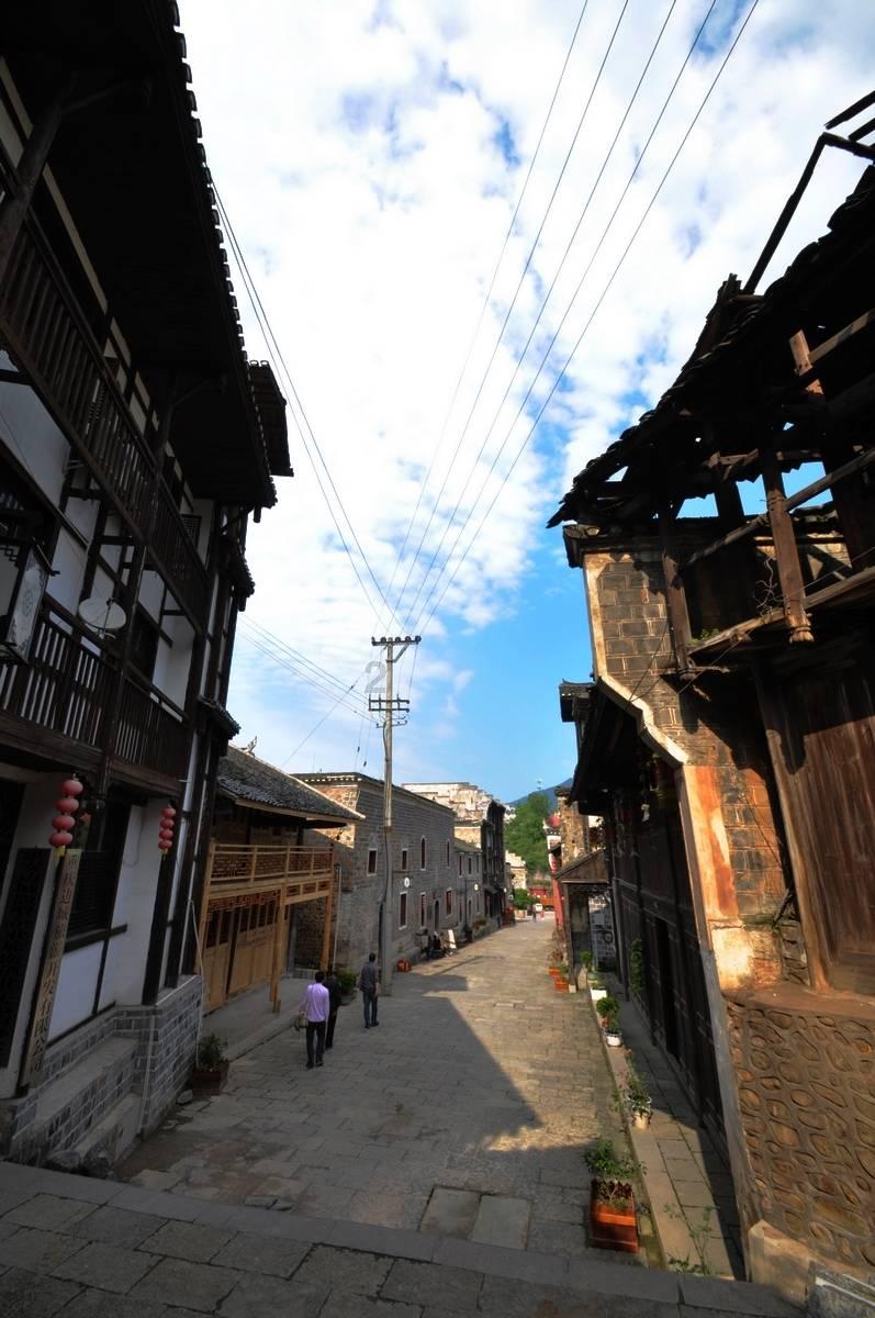 辽阳市王尔烈文化艺术研究会川城村活动基地举行揭牌仪式